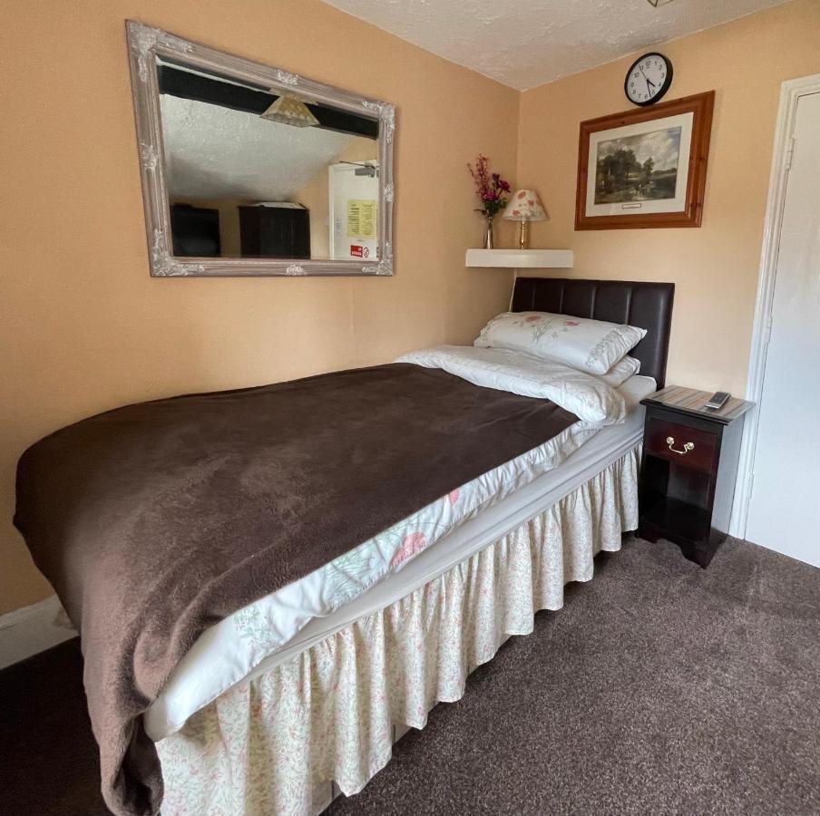 Apsley Villa Guest House. Cirencester Luaran gambar